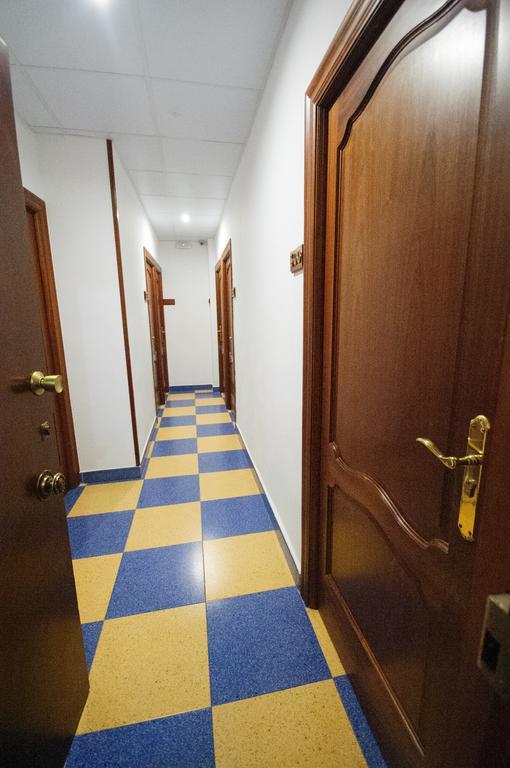 Hostal Restaurante La Trucha Benavente Zewnętrze zdjęcie