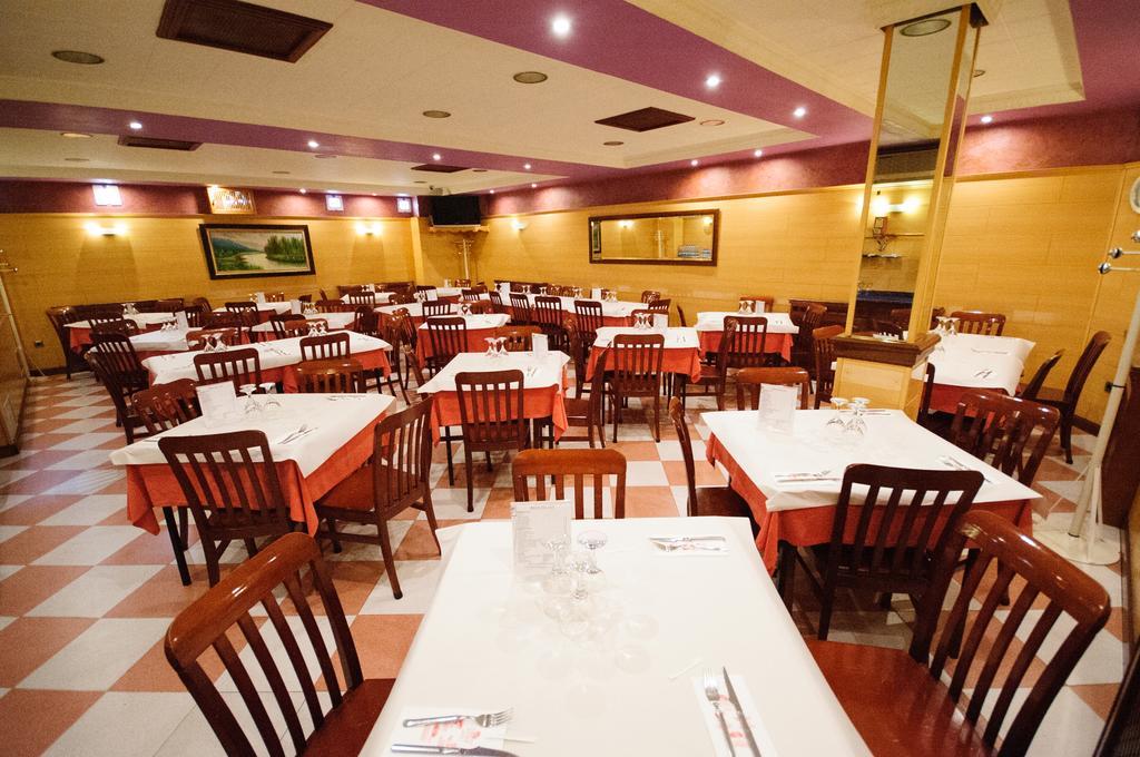 Hostal Restaurante La Trucha Benavente Zewnętrze zdjęcie